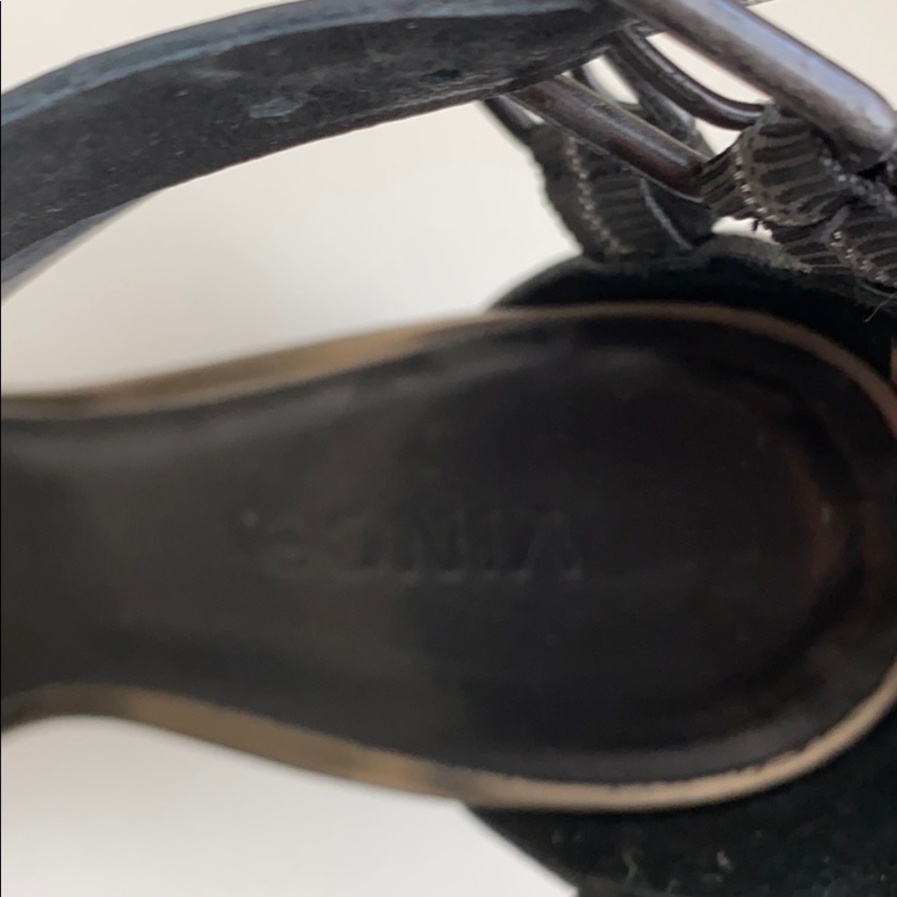 Shoes - Picture 4 of 4